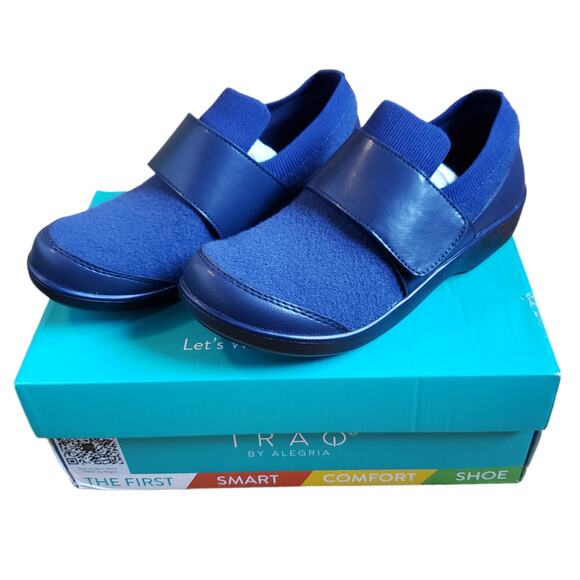 NEW! Alegria Traq Qwik Cozy Navy Sneaker Women's Size 5-5.5 - Picture 1 of 13